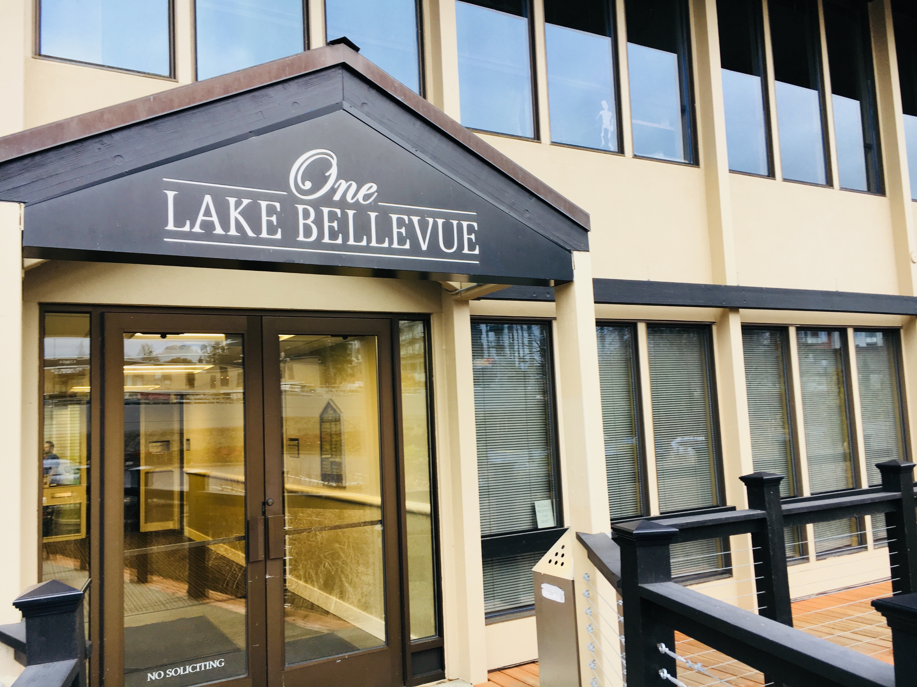 1 Lake Bellevue Drive - 209